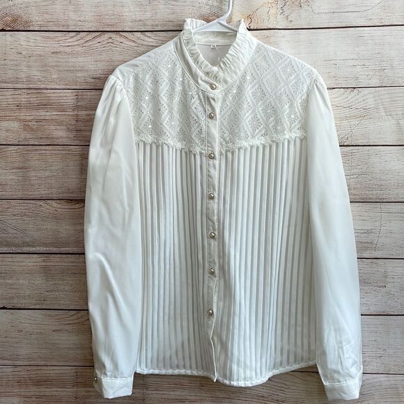 NEW WITH TAGS VINTAGE VICTORIAN STYLE CHIFFON BLOUSE‎ IN CREAM - Picture 1 of 8